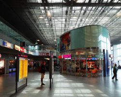 berlin-ostbahnhof_14937944122_o